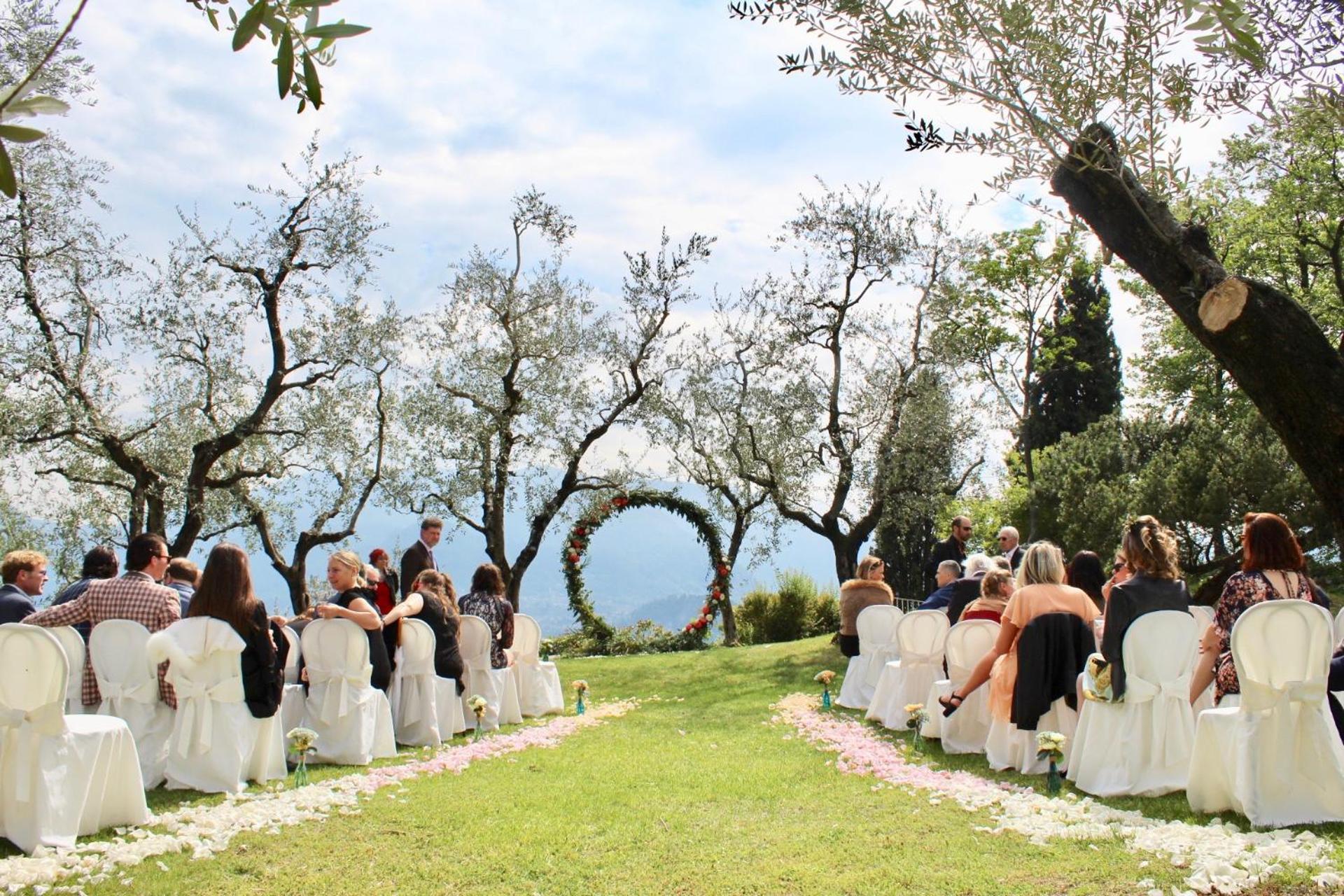Agriturismo Castello Di Vezio Varenna Buitenkant foto